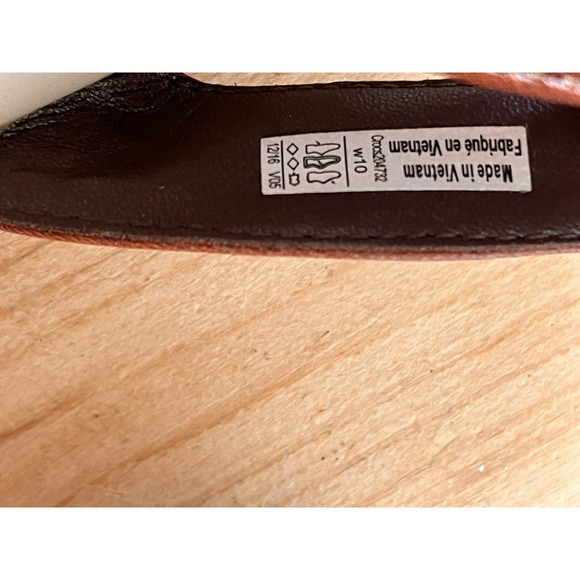 Crocs women's 10 brown Leather dual comfort sandals/espadrilles/shoes - Picture 7 of 7